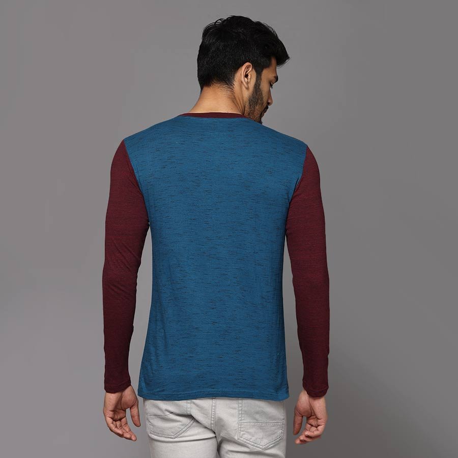 M&F MenÂ T-Shirts are widely popular in young and trend loving people. Beautiful colors make you center of attraction. These Men's T-shirts  will surely delite you.