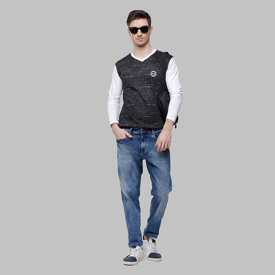 M&F men t-shirts are widely popular in young and trend loving people. Beautiful colors make you center of attraction. These men's tshirts  will surely delite you.