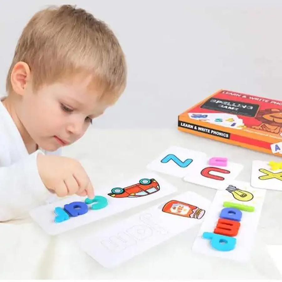28 two-sided flashcards, 26 pcs double sided writing practice cards, wipe clean marker and
52 high quality smooth colorful wooden puller blocks that easy handle letters to spell 3 and 4 letter words.
Bright color and vivid picture can inspire your childrenâ€™s interest in learning, Kids can learned not only the letters but also some words of animals.