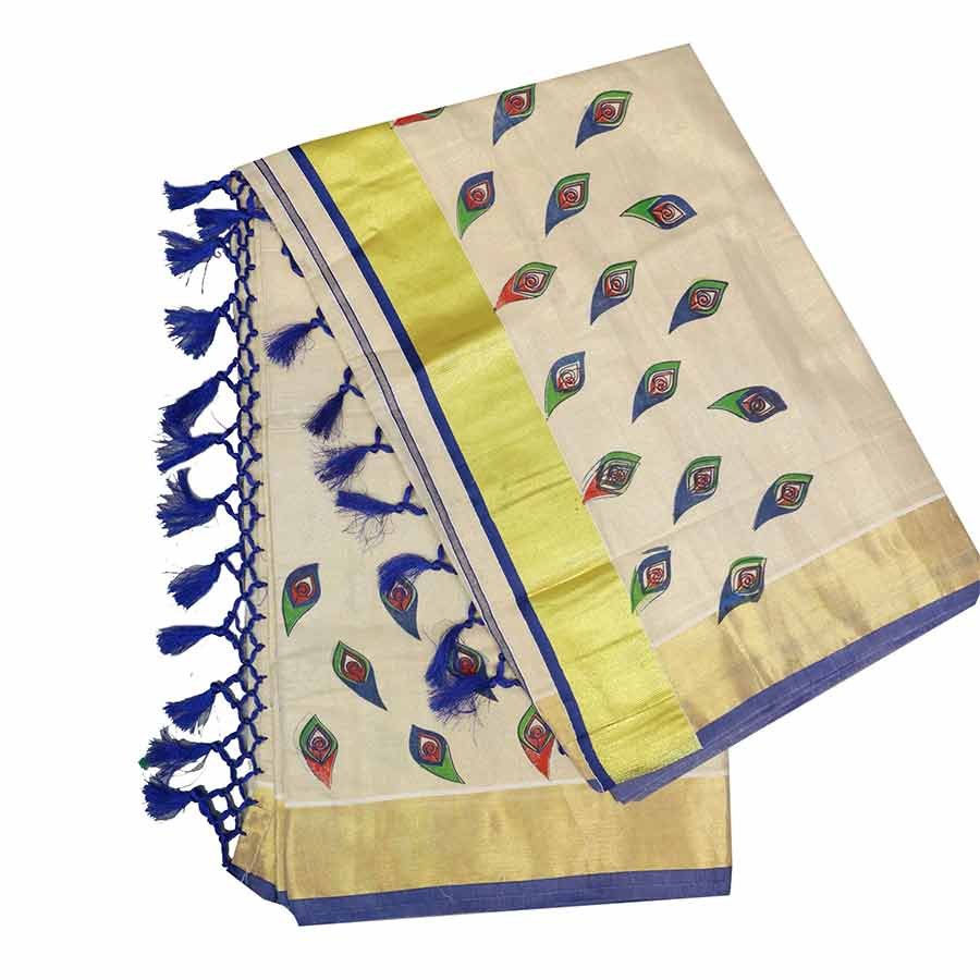 Carry a modern ethnic look with this kasavu saree adorned with abstract prints. Celebrate the upcoming occasions in this piece of tradition that has a contemporary outlook.