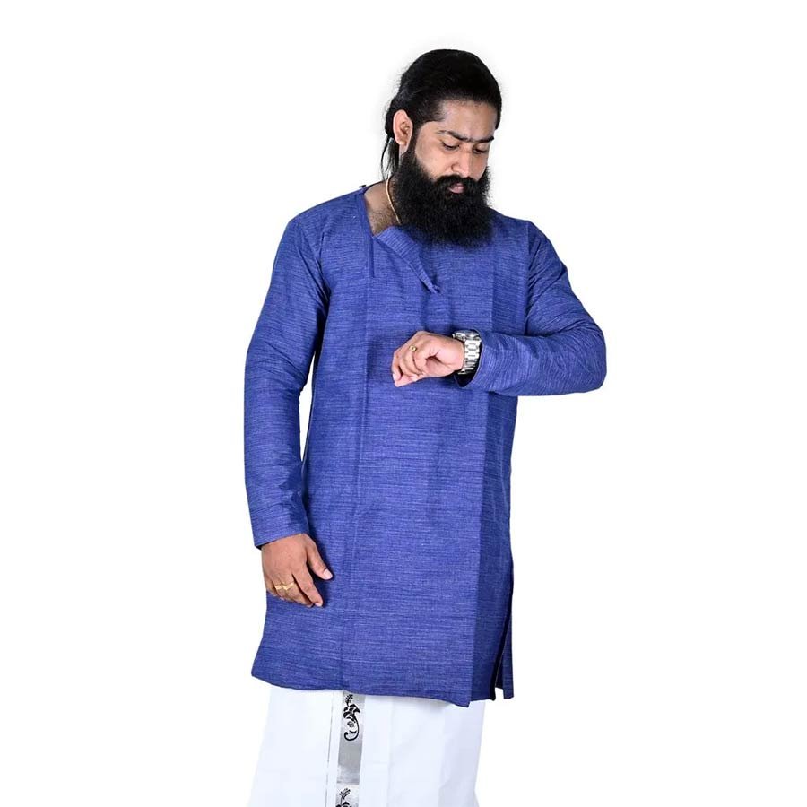 A roll over between an ethnic wear and casual wear, this handloom kurta is elevated with a slanting placket. Crafted from fine handloom cotton, this kurta in solid shade is a unique melange of elegance and comfort.