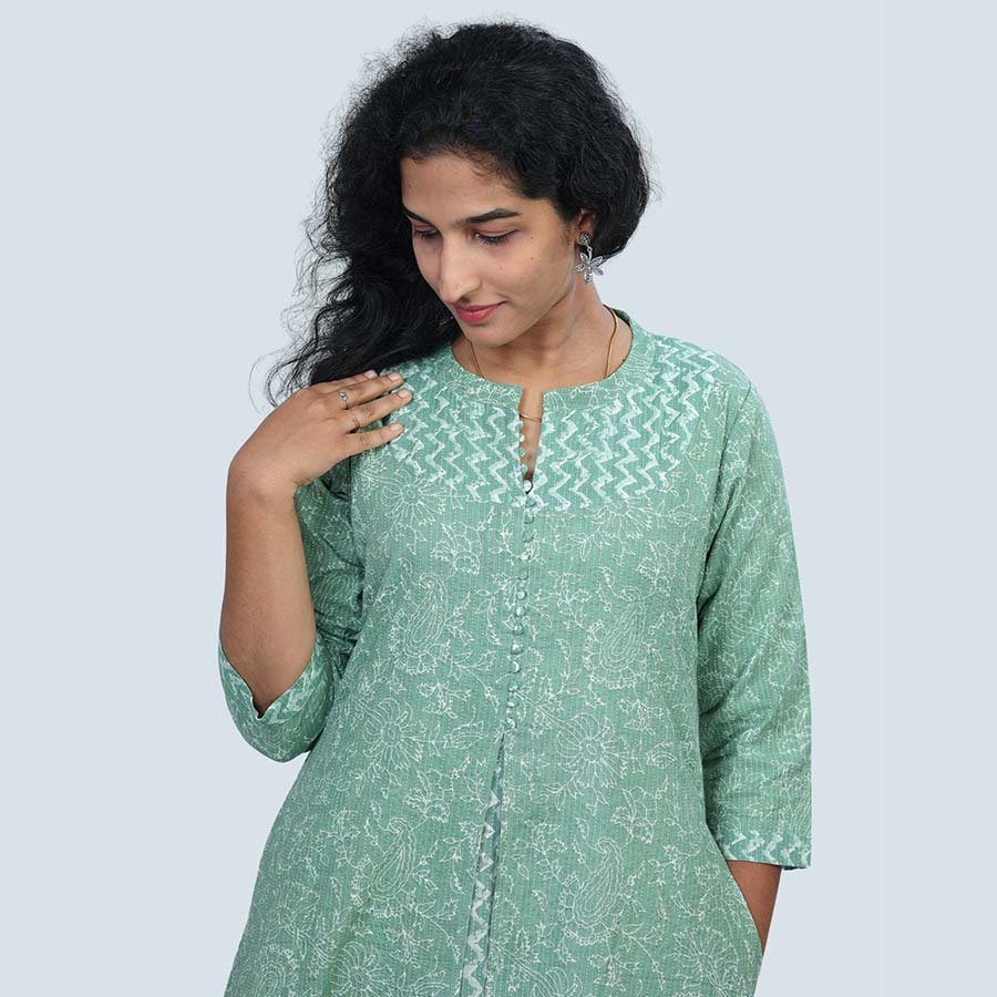 A-Line Flaired Floral Print Kurta Green